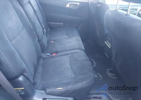 2015 Nissan Pathfinder S z USA, uszkodzony, nr VIN 5N1AR2MM9FC663315